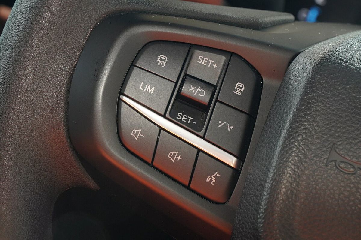 2024 Ford Everest Ambiente 2.0L