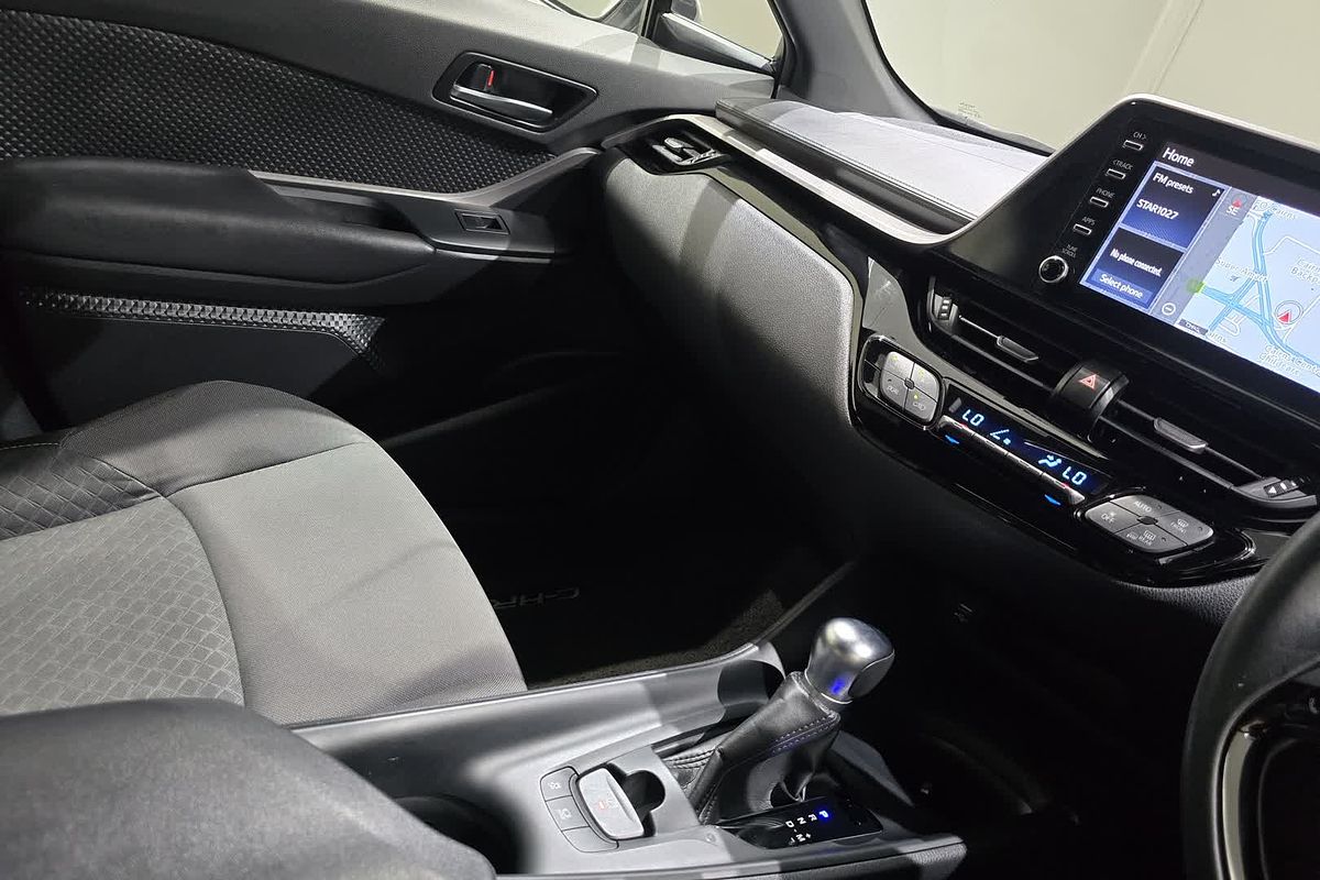 2023 Toyota C-HR GXL NGX10R