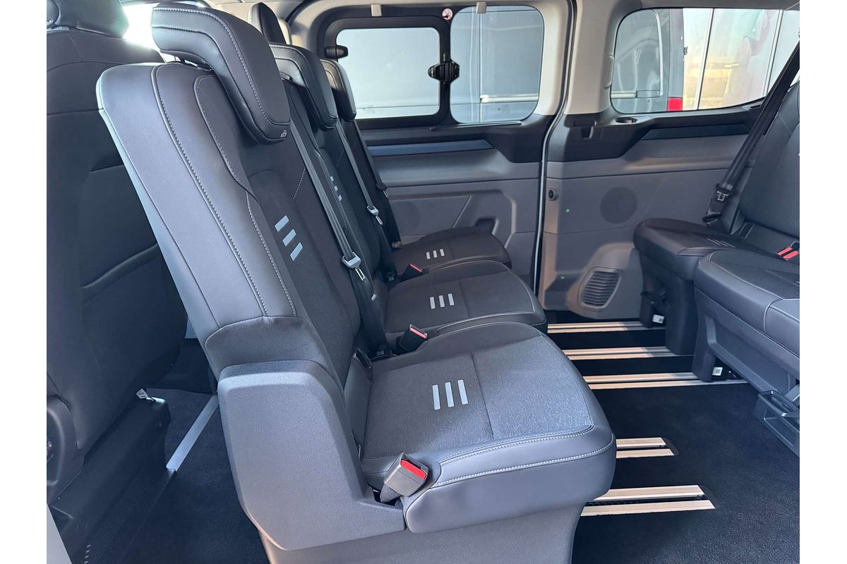2024 Ford Tourneo Active AV SWB