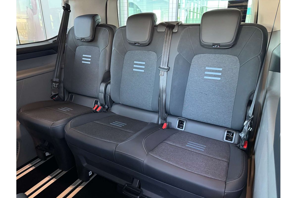 2024 Ford Tourneo Active AV SWB