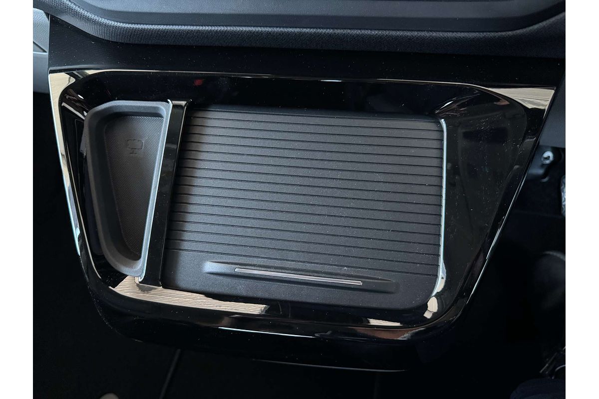 2024 Ford Tourneo Active AV SWB