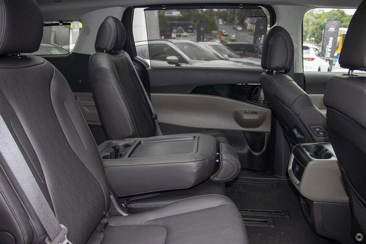 2025 Kia Carnival GT-Line KA4 PE