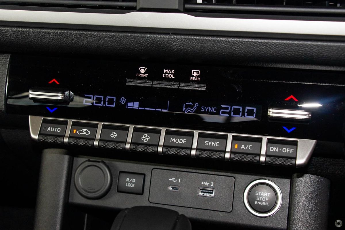 2025 Mitsubishi Triton GLS MV 4X4