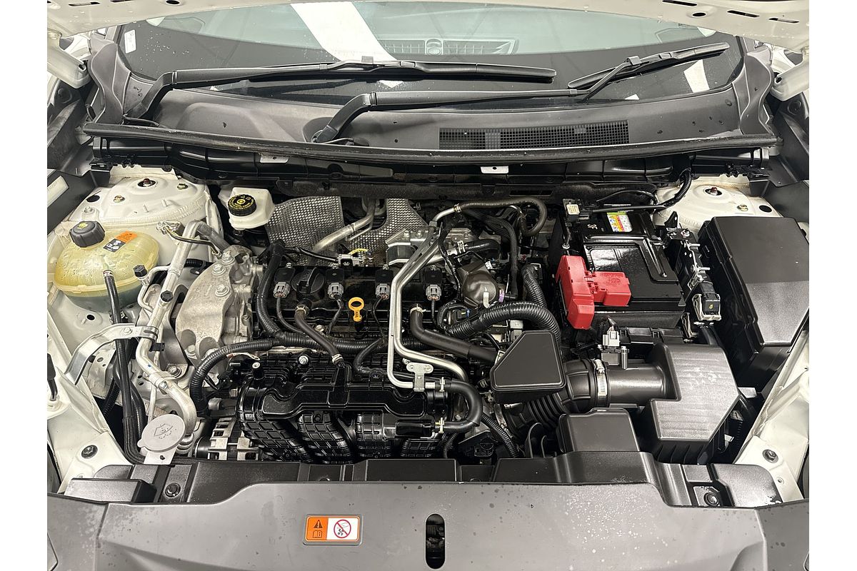 2023 Mitsubishi Outlander LS ZM