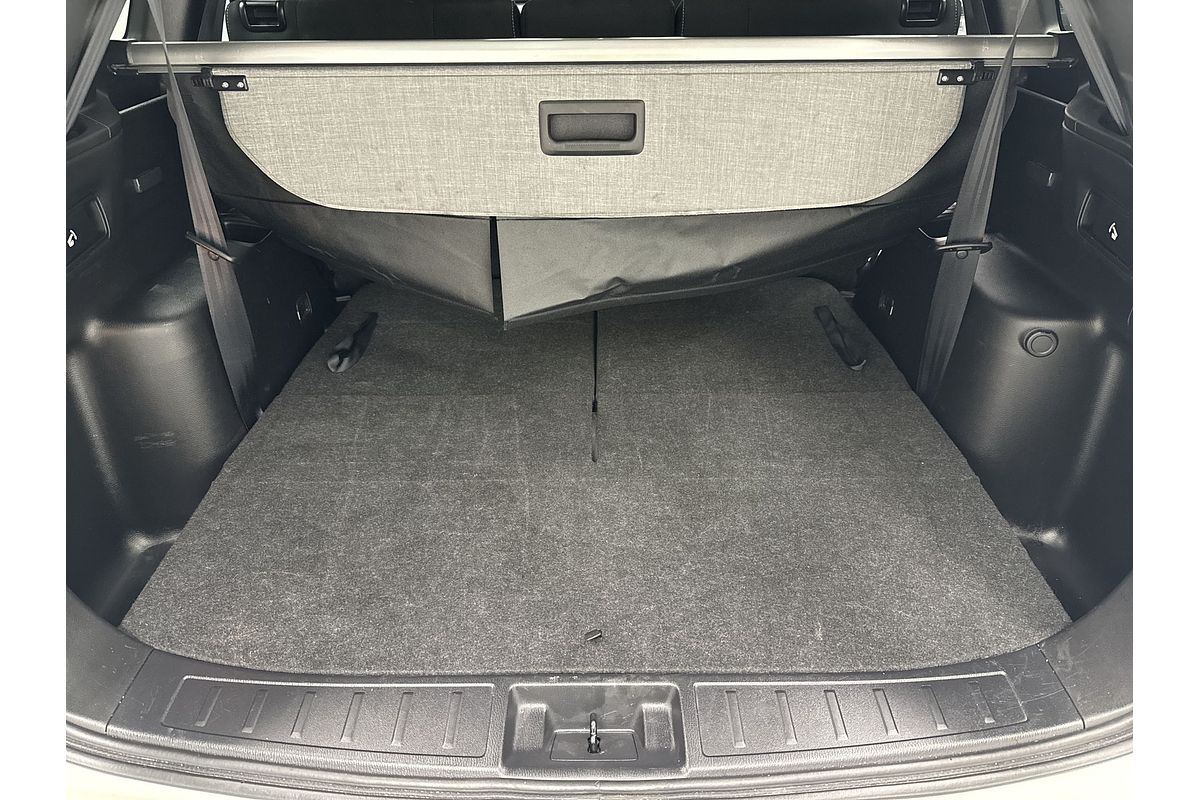 2023 Mitsubishi Outlander LS ZM