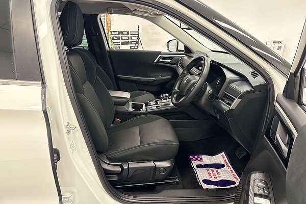 2023 Mitsubishi Outlander LS ZM