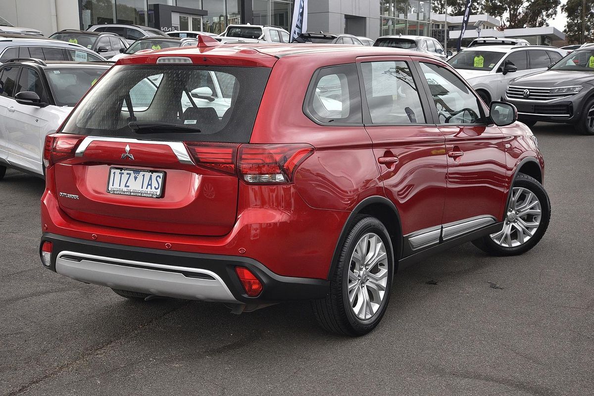 2021 Mitsubishi Outlander ES ZL