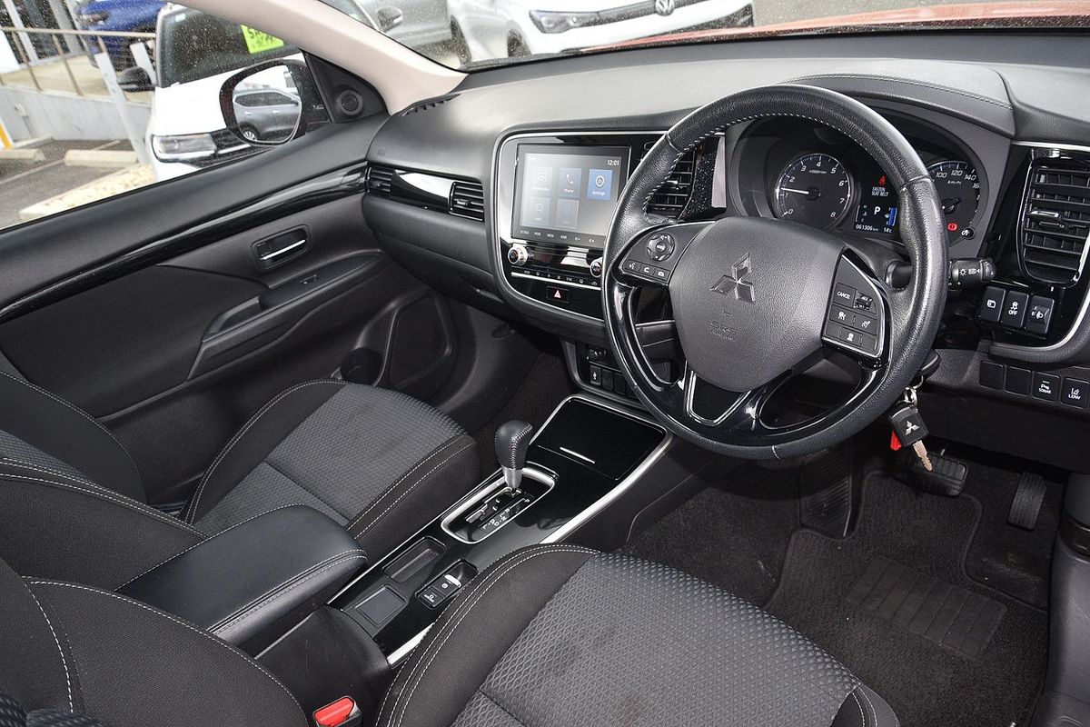 2021 Mitsubishi Outlander ES ZL