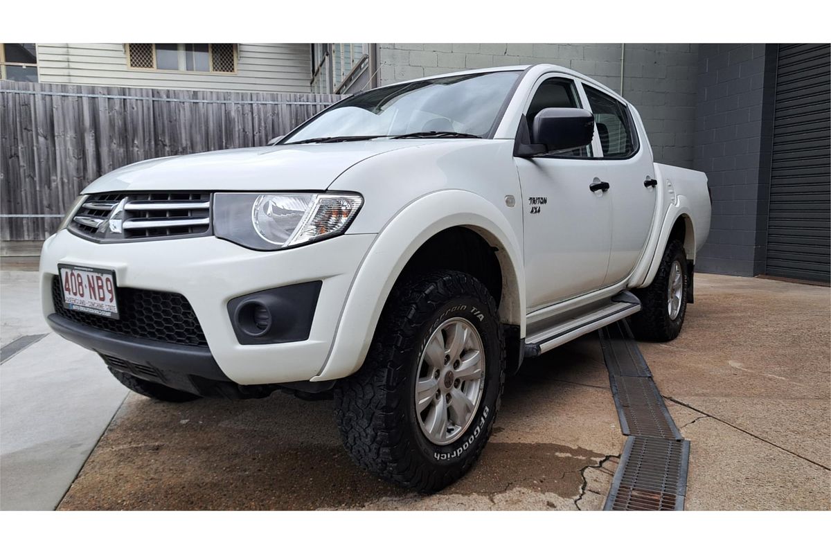2012 Mitsubishi TRITON GLX (4x4) MN MY12 4X4
