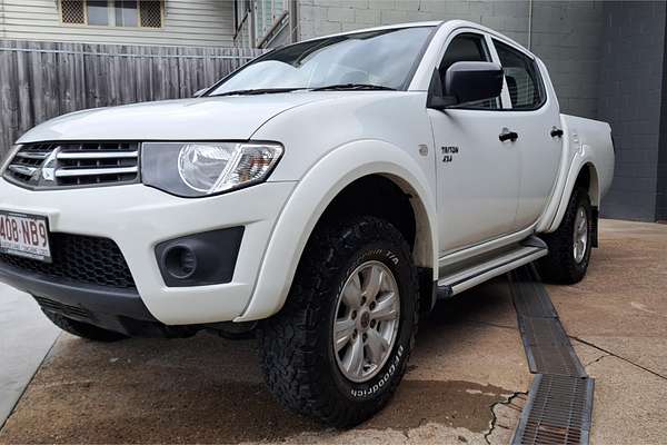 2012 Mitsubishi TRITON GLX (4x4) MN MY12 4X4
