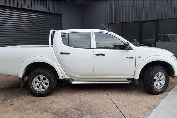 2012 Mitsubishi TRITON GLX (4x4) MN MY12 4X4