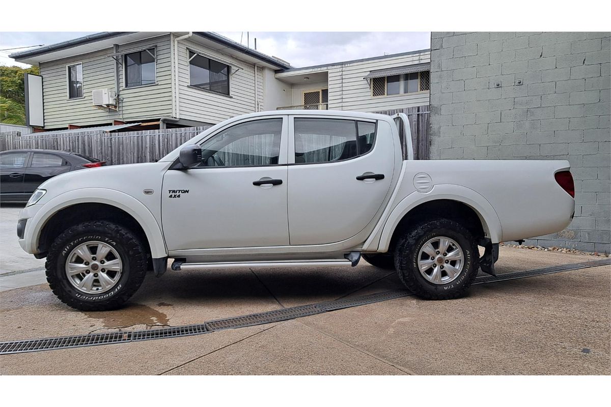 2012 Mitsubishi TRITON GLX (4x4) MN MY12 4X4