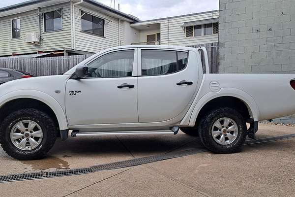 2012 Mitsubishi TRITON GLX (4x4) MN MY12 4X4