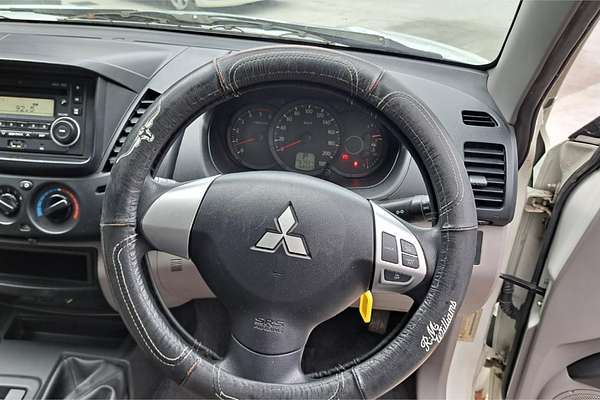 2012 Mitsubishi TRITON GLX (4x4) MN MY12 4X4