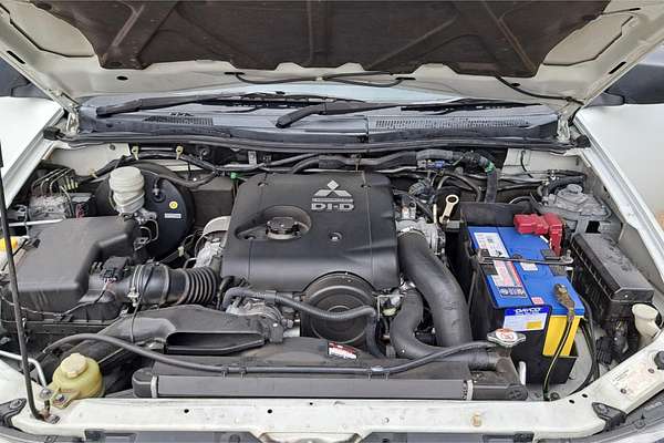 2012 Mitsubishi TRITON GLX (4x4) MN MY12 4X4