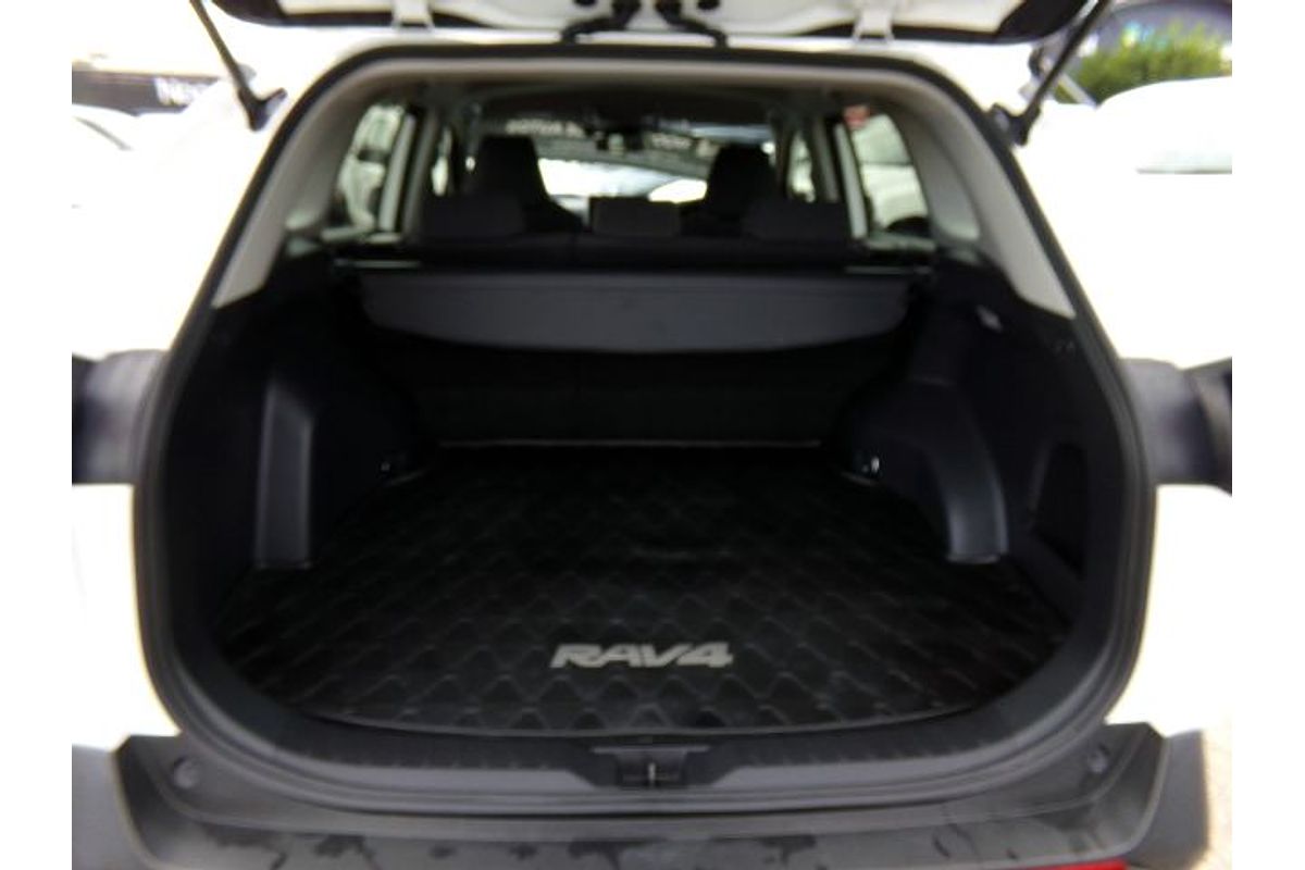 2020 Toyota RAV4 GX AXAH52R