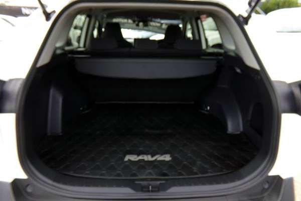 2020 Toyota RAV4 GX AXAH52R