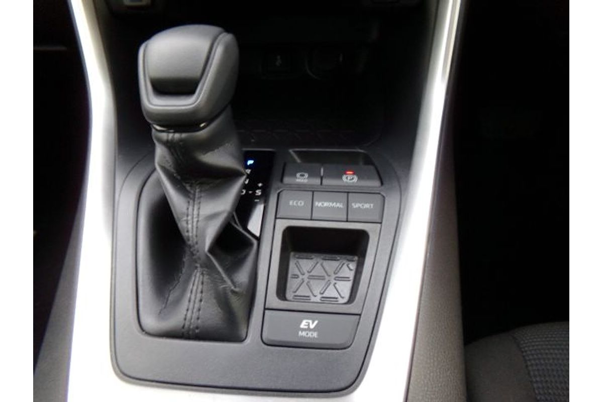 2020 Toyota RAV4 GX AXAH52R