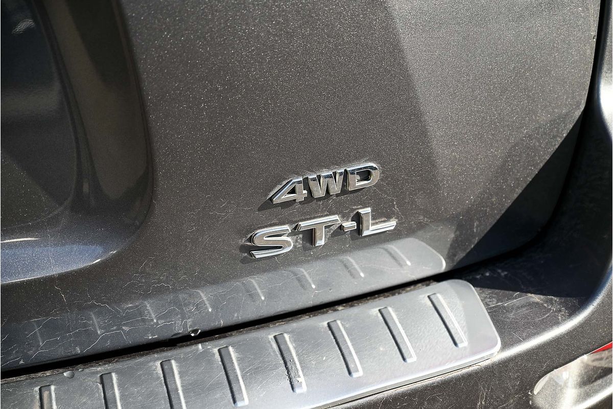 2018 Nissan Pathfinder ST-L R52 Series II
