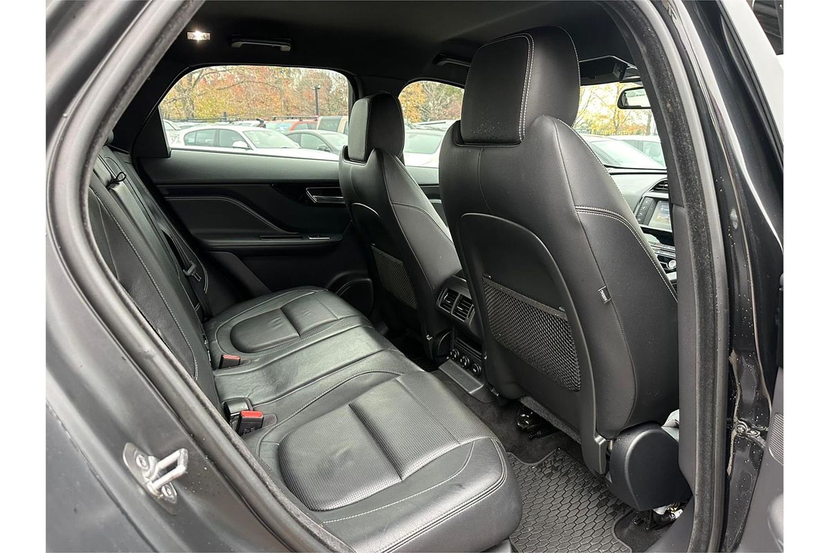 2017 Jaguar F-PACE 20d R-Sport X761
