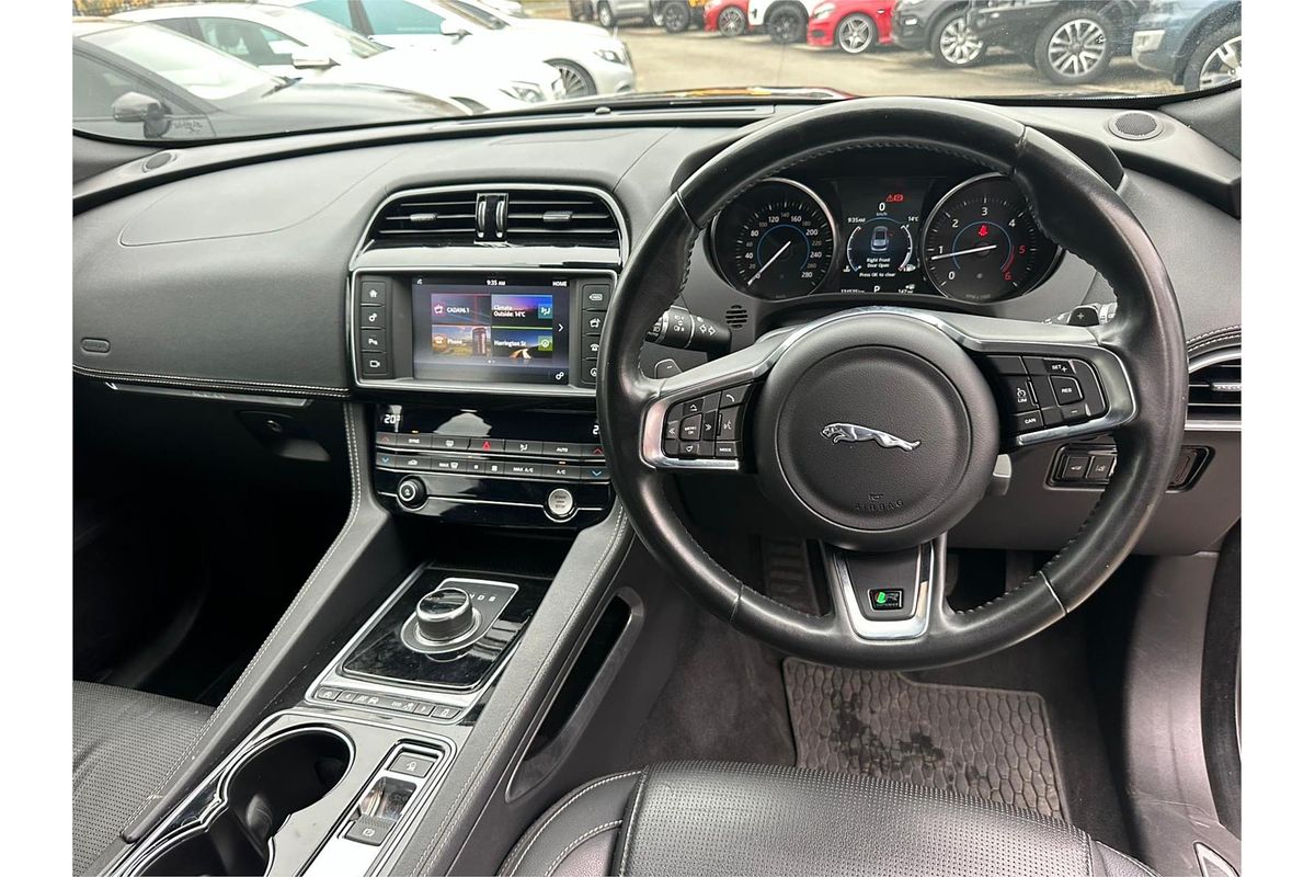2017 Jaguar F-PACE 20d R-Sport X761