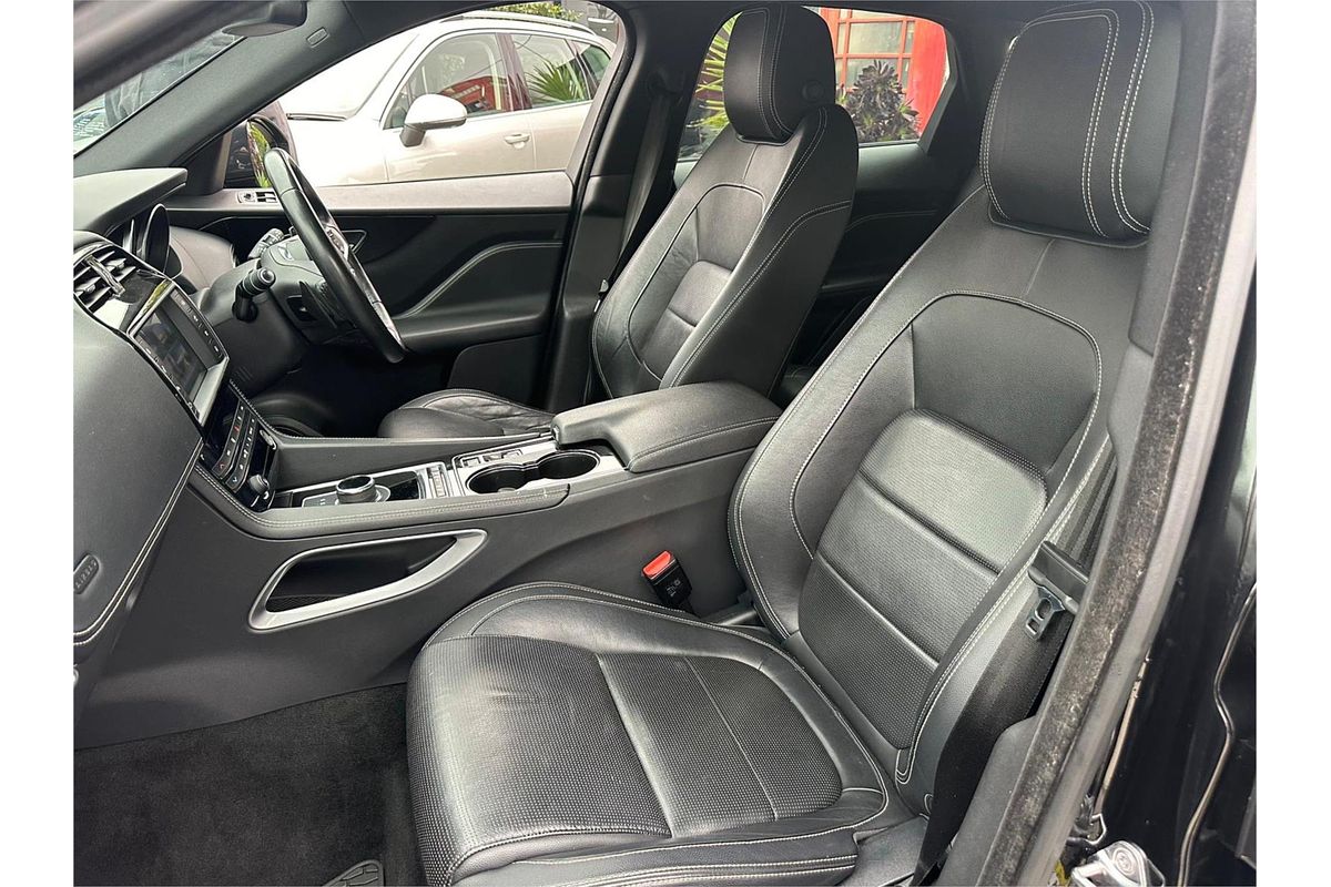 2017 Jaguar F-PACE 20d R-Sport X761