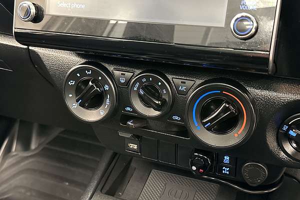 2023 Toyota Hilux SR GUN126R 4X4