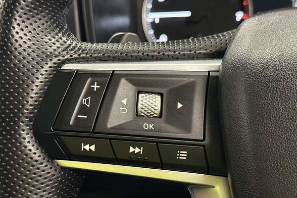 2023 Mitsubishi Outlander LS ZM