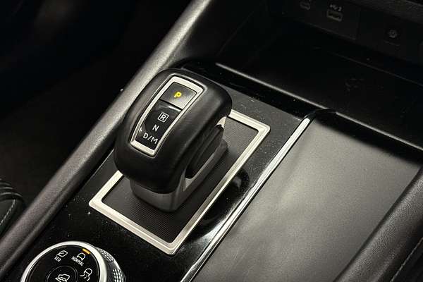 2023 Mitsubishi Outlander LS ZM
