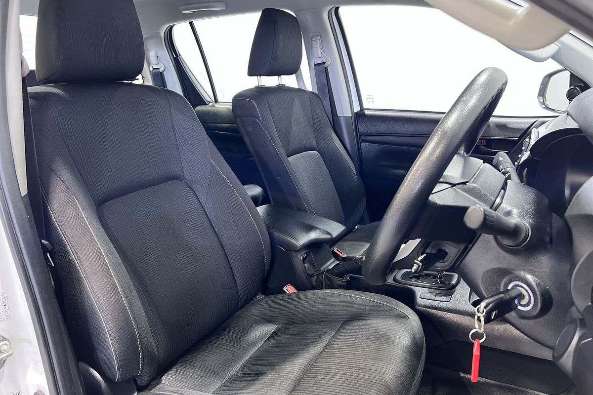 2023 Toyota Hilux SR GUN126R 4X4