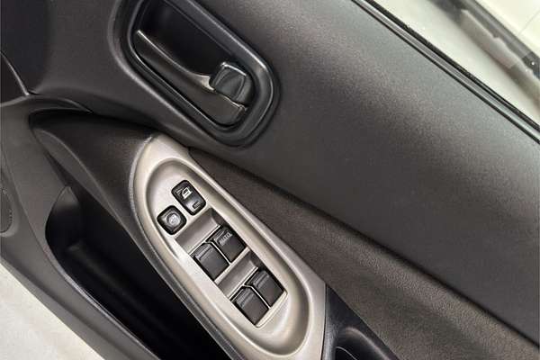 2005 Nissan Pulsar ST-L N16