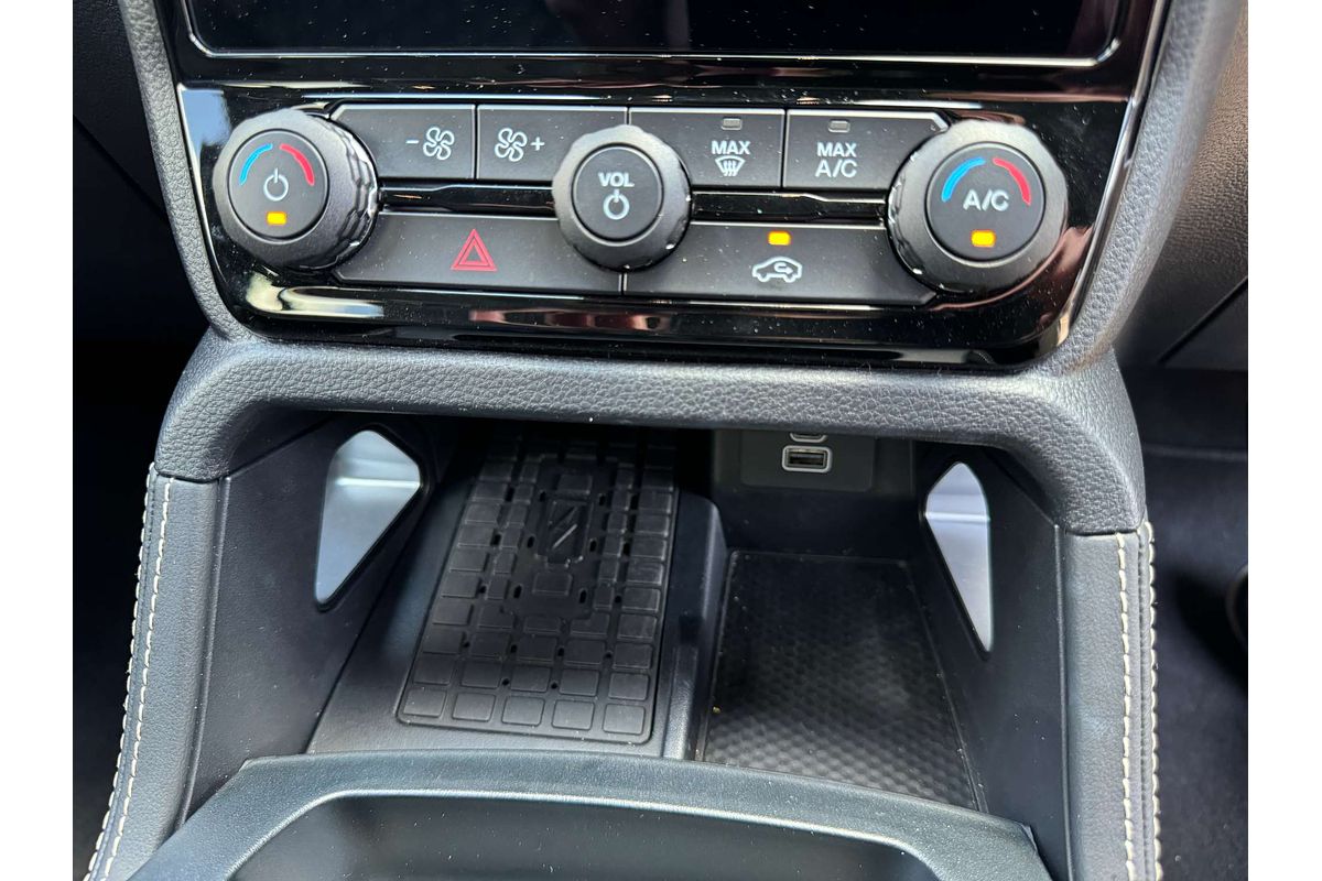 2025 Ford Everest Platinum 3.0L