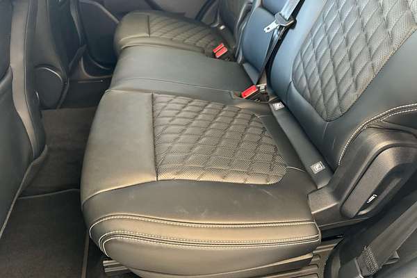 2025 Ford Everest Platinum 3.0L