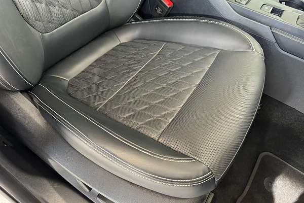 2025 Ford Everest Platinum 3.0L