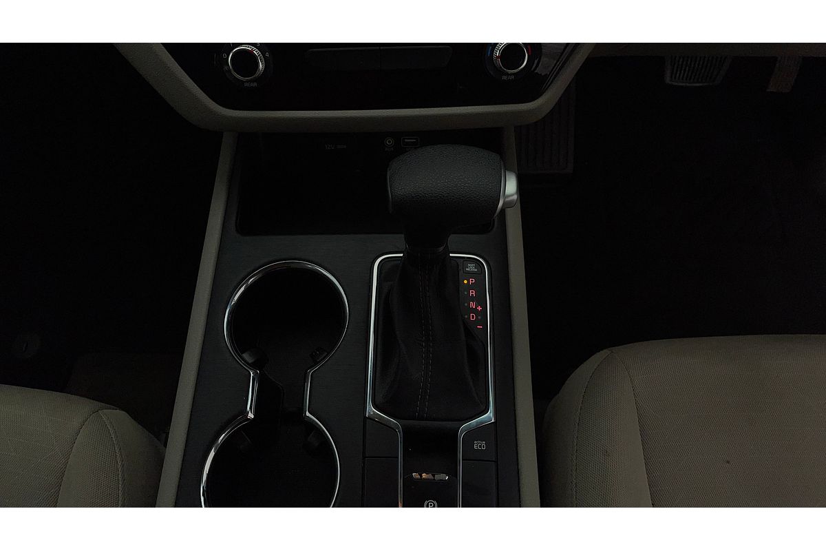 2020 Kia Carnival S YP