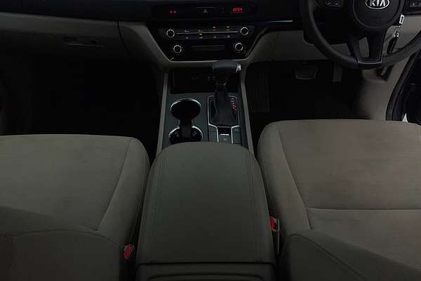 2020 Kia Carnival S YP