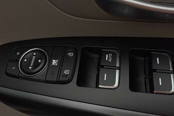 2020 Kia Carnival S YP