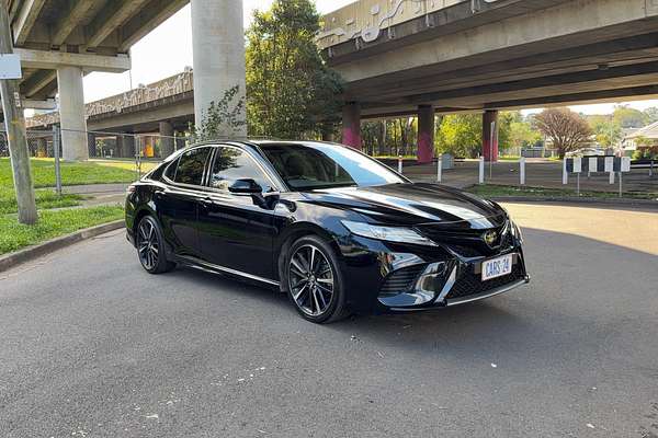 2019 Toyota Camry SX GSV70R