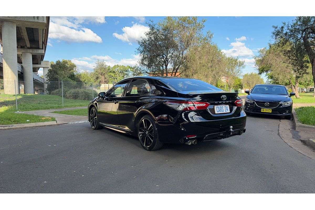2019 Toyota Camry SX GSV70R