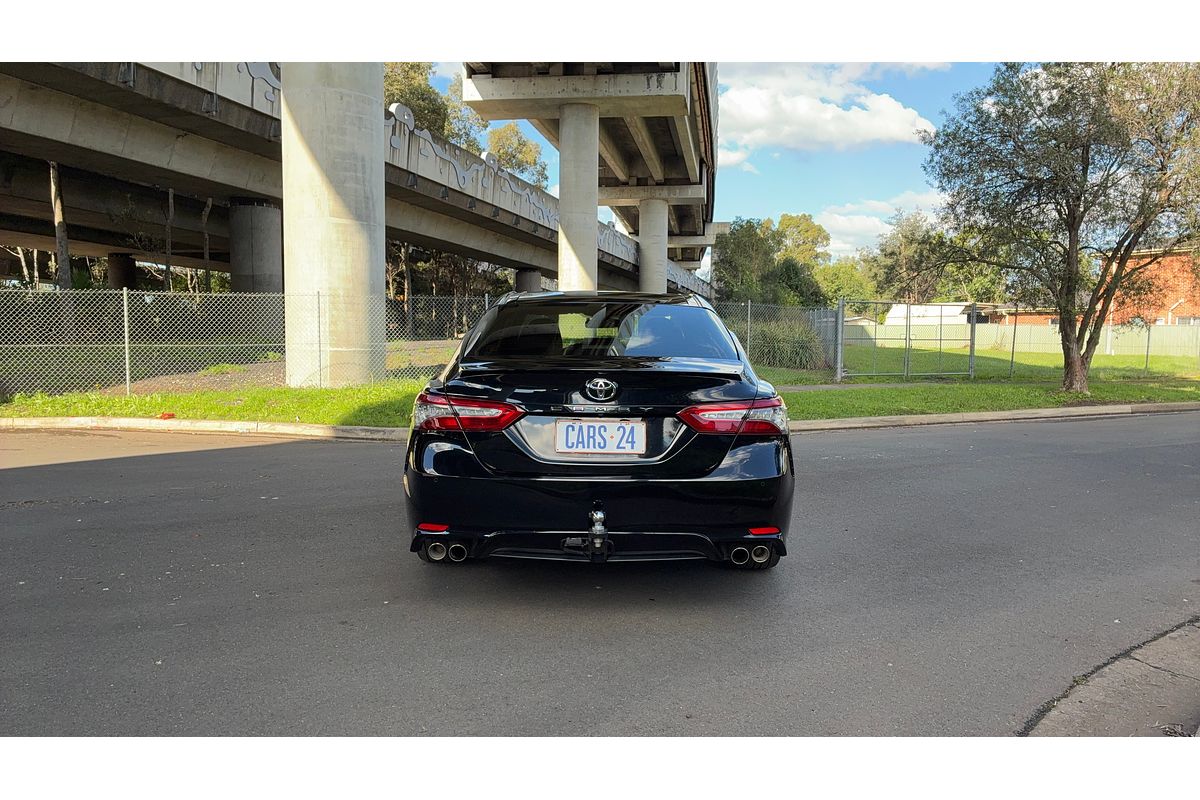 2019 Toyota Camry SX GSV70R