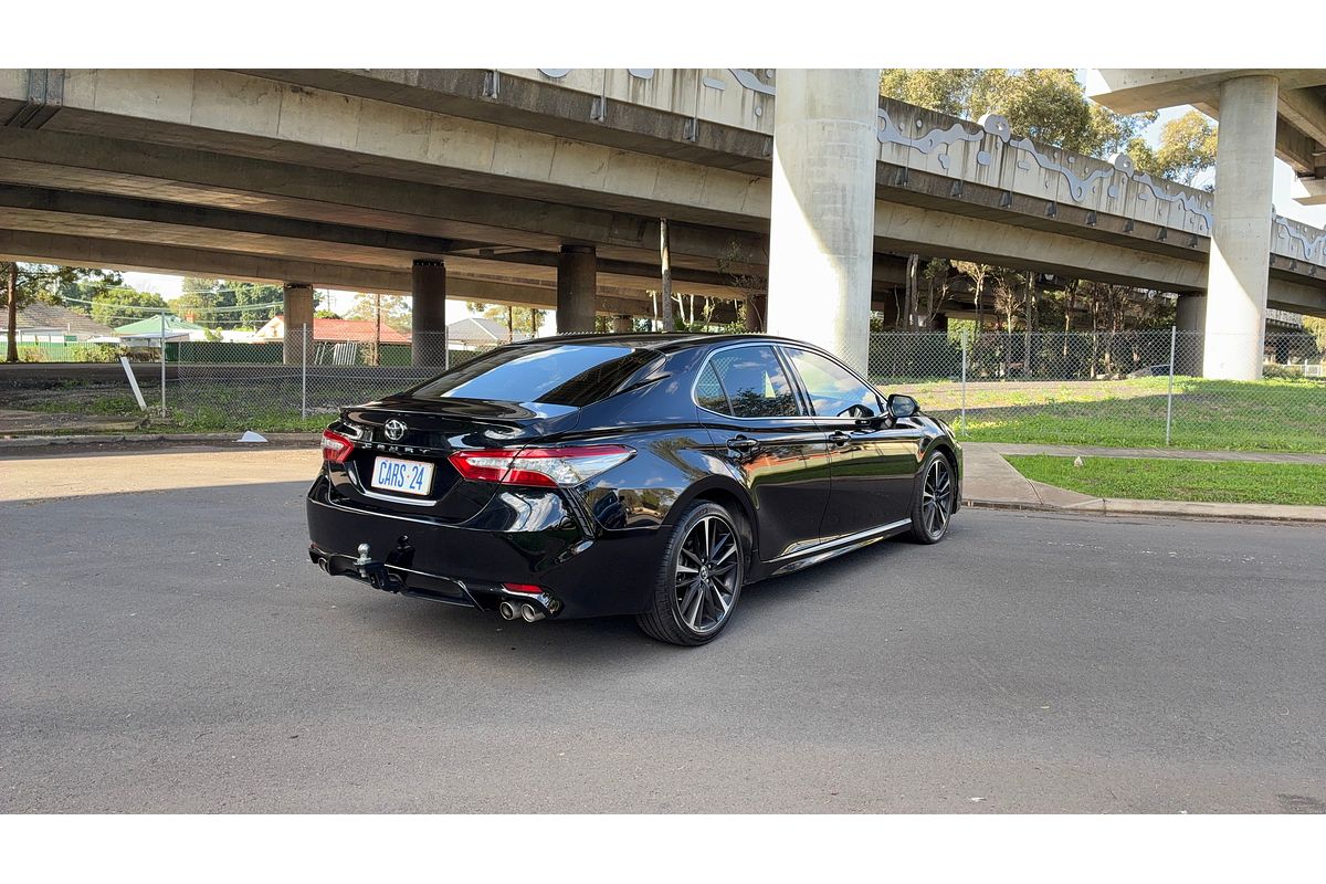 2019 Toyota Camry SX GSV70R