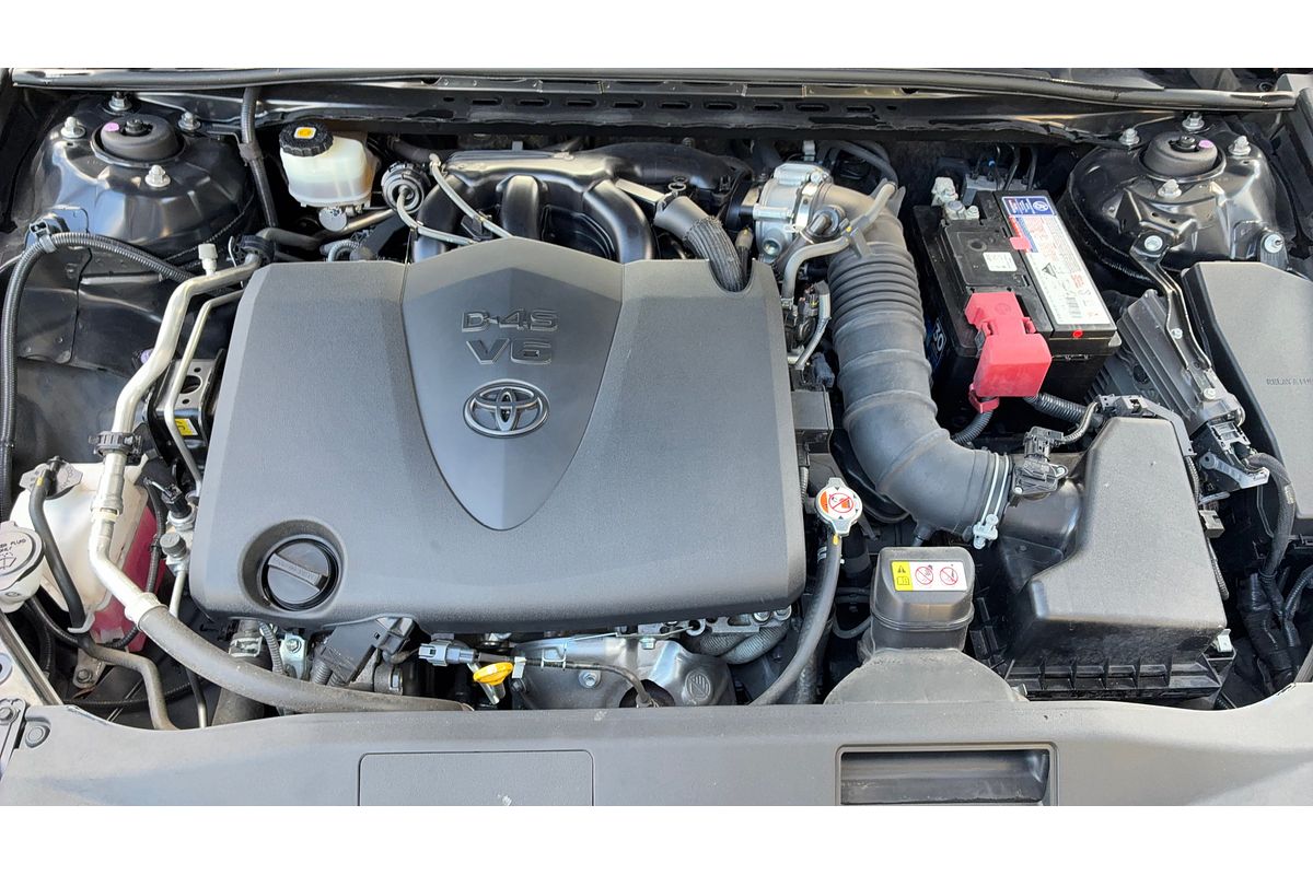 2019 Toyota Camry SX GSV70R