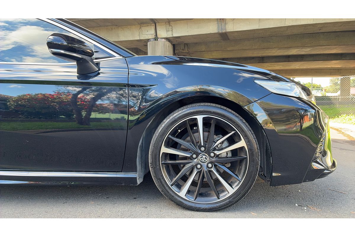 2019 Toyota Camry SX GSV70R