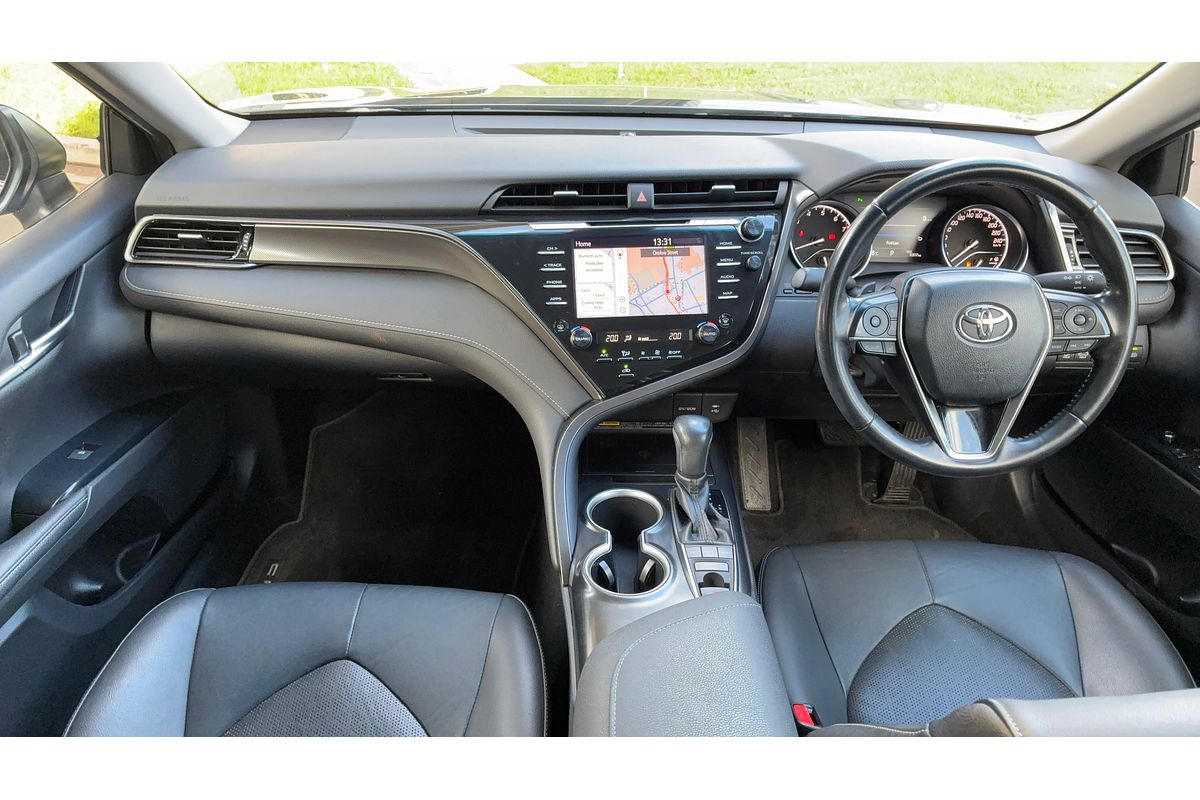 2019 Toyota Camry SX GSV70R