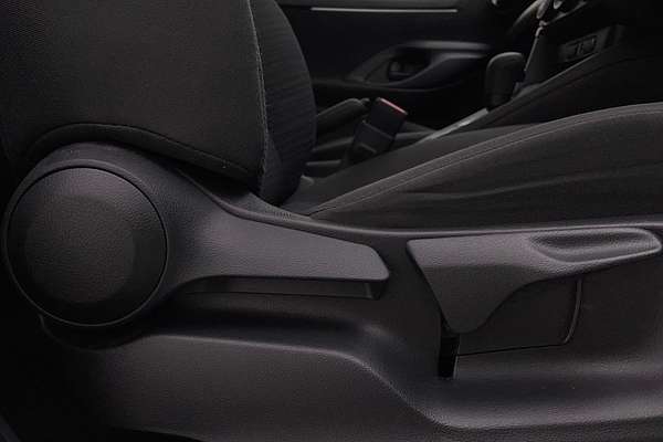 2022 Toyota Yaris Ascent Sport MXPA10R