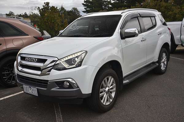 2018 Isuzu MU-X LS-T
