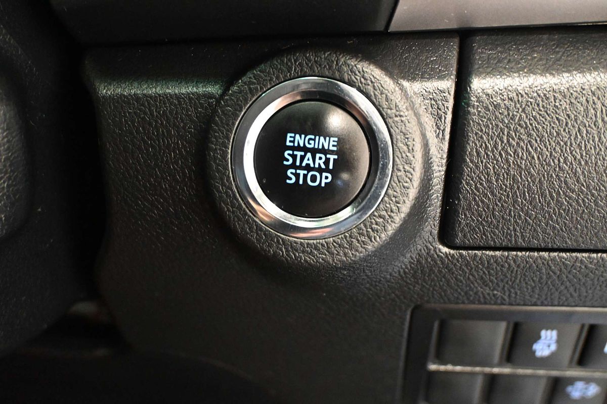 2021 Toyota Hilux SR5 GUN126R 4X4