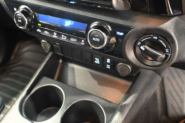 2021 Toyota Hilux SR5 GUN126R 4X4