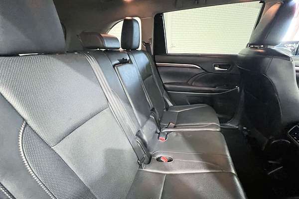 2016 Toyota Kluger Grande GSU55R