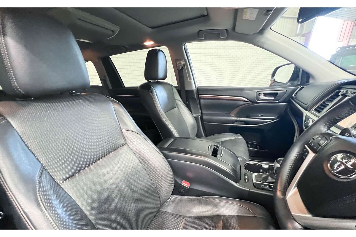 2016 Toyota Kluger Grande GSU55R